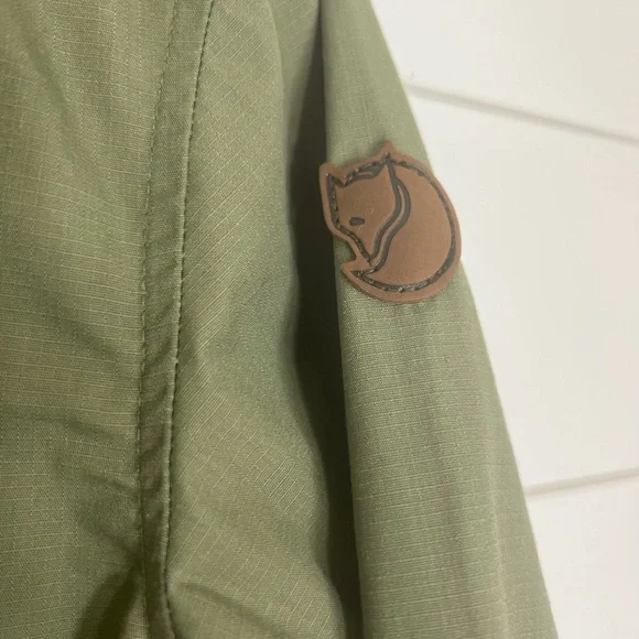 LIKE-NEW Fjallraven Greenland Shirt Jacket - Picture 4 of 8